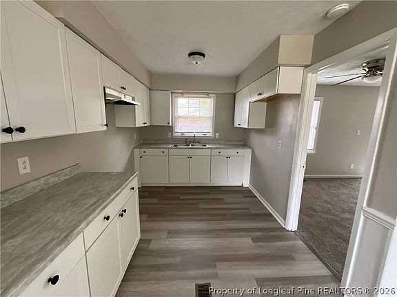 2nd image of 1365 Greenock Ave