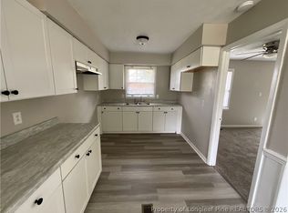 1365 Greenock Ave, Fayetteville, NC 28304