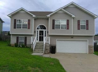 1356 Constitution Dr, Clarksville, TN 37042