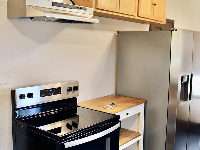 551 Lincoln Ave — Photo 6