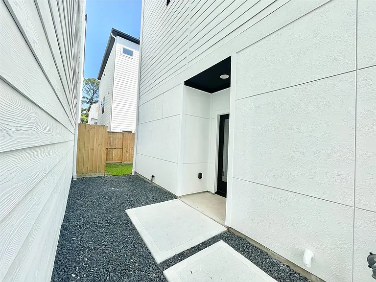 3716 Creekmont Gardens Ln — Photo 5