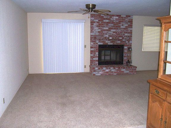 4th image of 2522 Cottonwood Dr