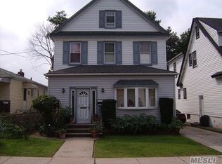 22224 93rd Rd, Queens Village, NY 11428