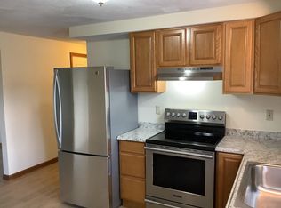33 Englewood Ave APT 2, Pawtucket, RI 02860