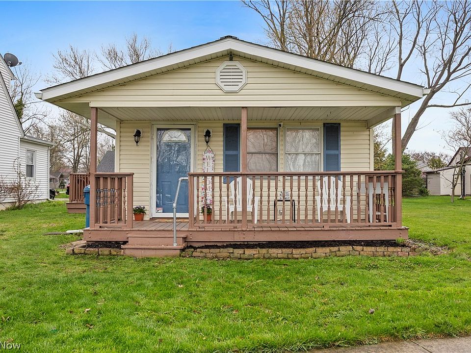 1st image of 4556 Hawthorne Ave