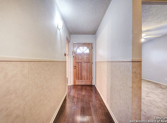 5th image of 4578 Guadalajara Dr