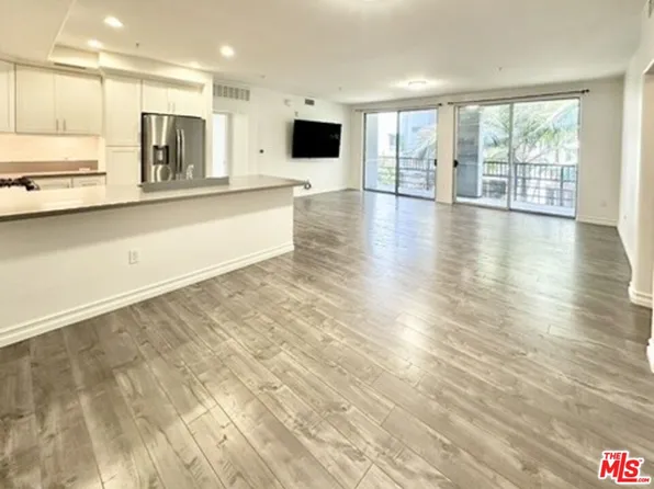 629 Traction Ave, Los Angeles, CA