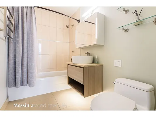 Rented by Compass | media 18