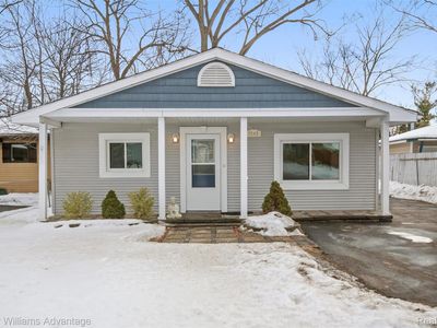 1345 Hendricks Way, Waterford, MI, 48328