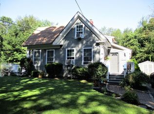 136 Moscow Rd, Jefferson, MA 01522