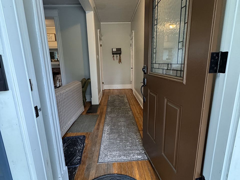 Front Entryway