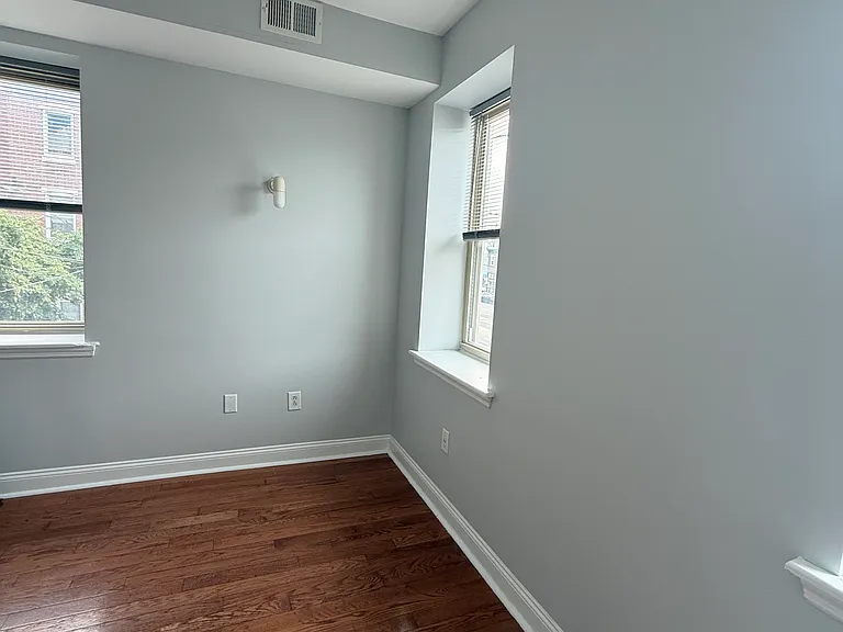 115 E Girard Ave #2 — Photo 19