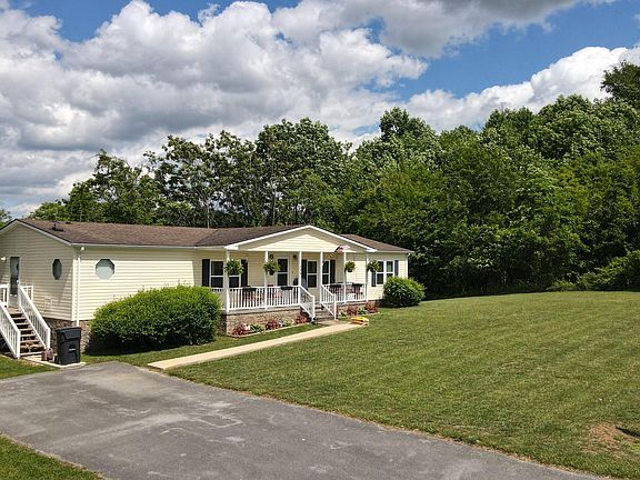 2nd image of 245 Wesley Dr