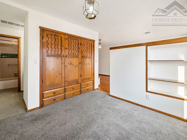 211 W Water St #309 — Photo 27