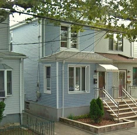 2nd image of 1649 E 92nd St