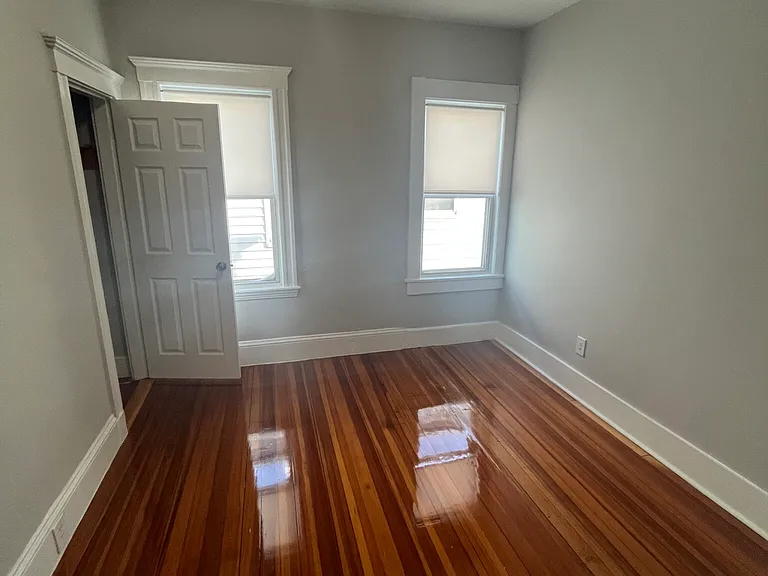 17 Roseclair St #3 — Photo 29