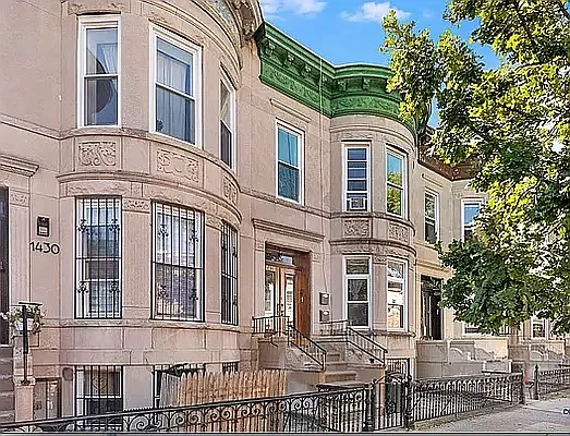 Rented by Compass | media 6