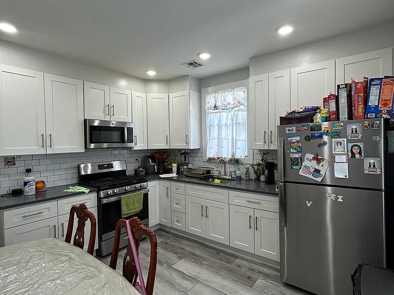 119 Laurel Ave #2 — Photo 10