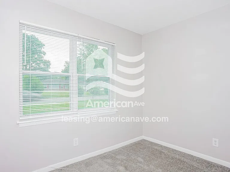 1494480_012_wm_-_bedroom_13079810.jpg