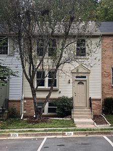6316 Mary Todd Ct, Centreville, VA, 20121