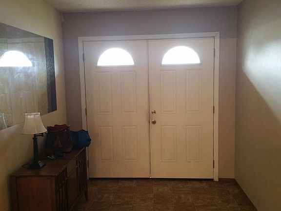 5th image of 1615 Hilby Ave