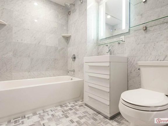 5th image of 222 E 7th St #4F