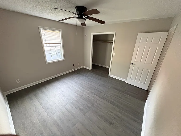 526 Whitener Dr — Photo 11