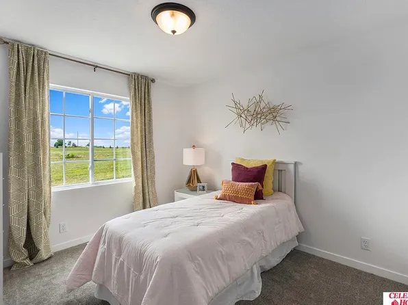 7752 N 86th Ave, Omaha, NE 68122