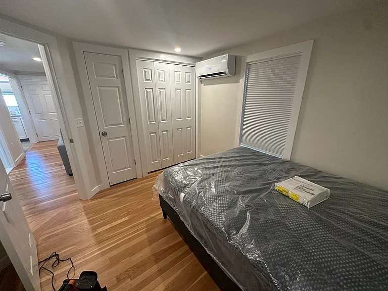 17 Byrnes St #1-2 — Photo 6