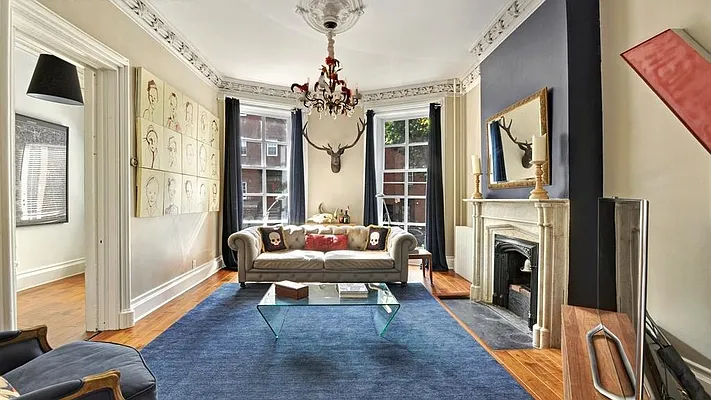 Sold by Compass | media 1