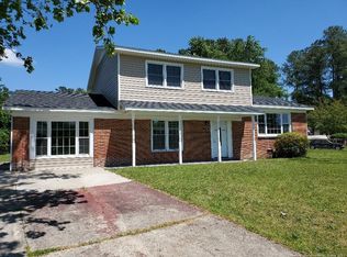 5302 Tabor Ct, Fayetteville, NC 28303