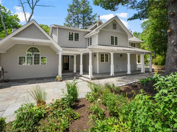 125 Saxon Woods Road, White Plains, NY 10605