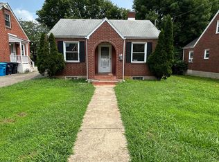 3221 Greenland Ave NW, Roanoke, VA 24012
