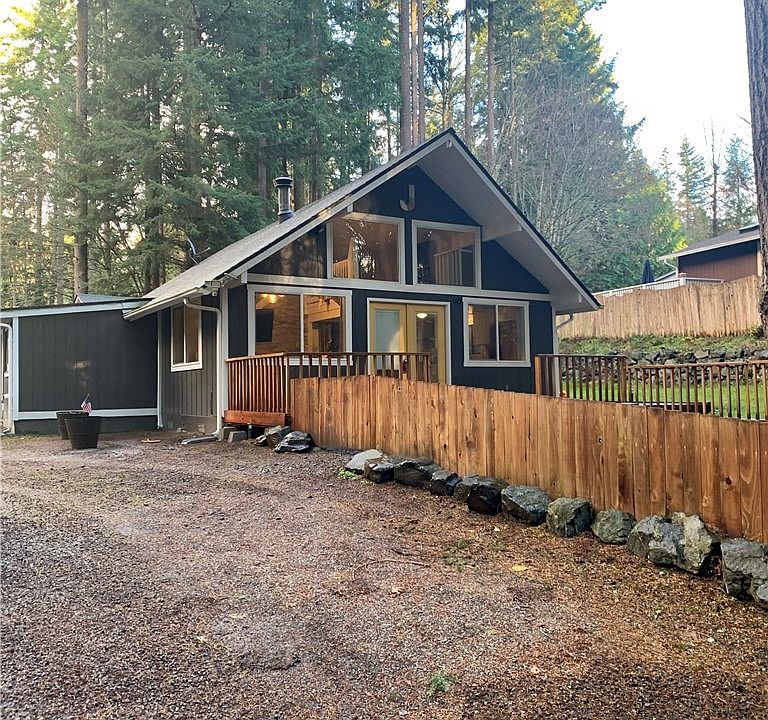 1st image of 21646 N Clear Lake Blvd SE