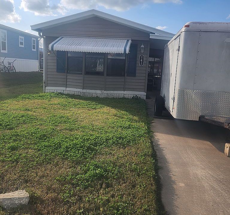1st image of 143 Paradise Dr