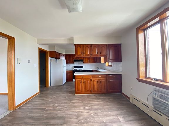 3rd image of 32-05 21st Ave #3F