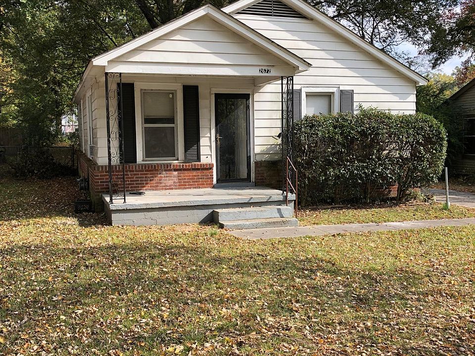 1st image of 2672 Chatsworth St