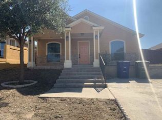 2107 Los Cerezos Dr, Laredo, TX 78046