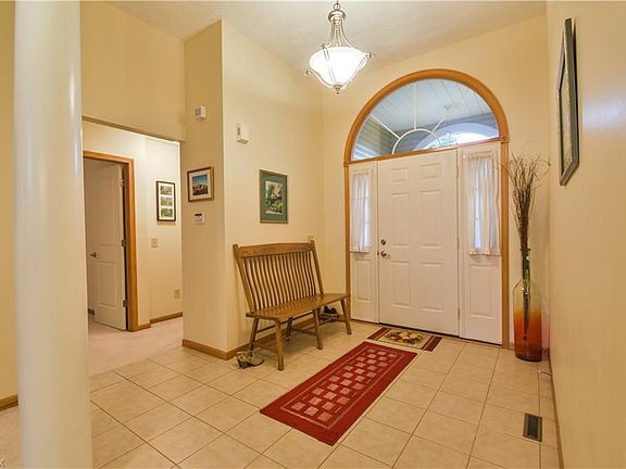 3rd image of 371 White Spruce Dr