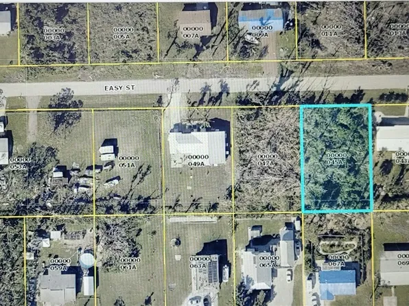 5607 Easy St, Bokeelia, FL 33922