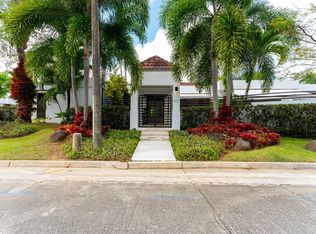 401 Rey Ricardo La Villa De Torrimar, Guaynabo, PR 00969