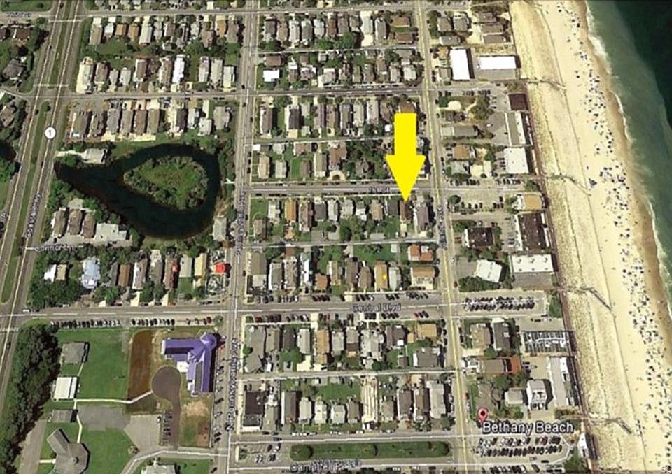 1st image of 102 1st St
