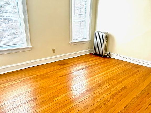5th image of 1729 W Albion Ave #2