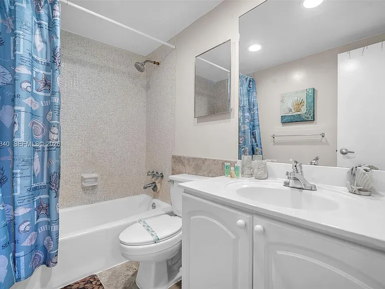 3801 S Ocean Dr #2W — Photo 17