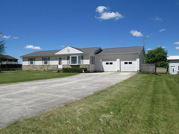 4th image of 818 N Township Road 57