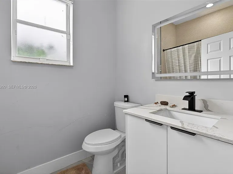 2167 SW 176th Ter — Photo 44