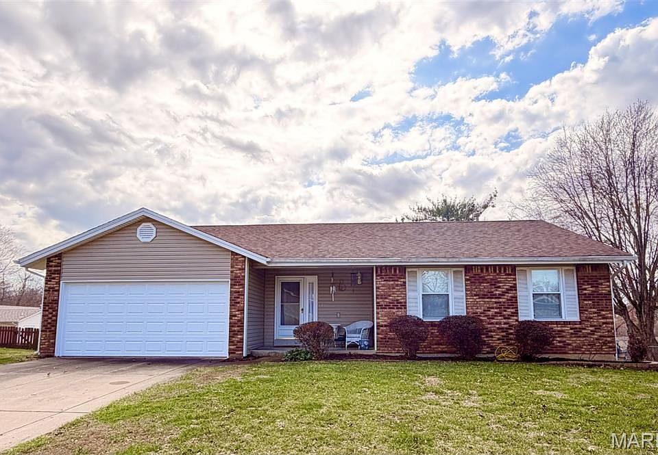 1st image of 4079 Bradford Dr