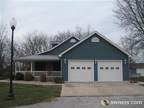 2 Car Garage