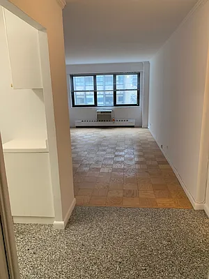 Rented by Carlyle Property Management | media 1