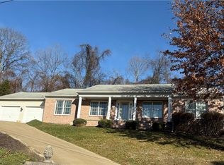 56 Manor Rd, Donora, PA 15033